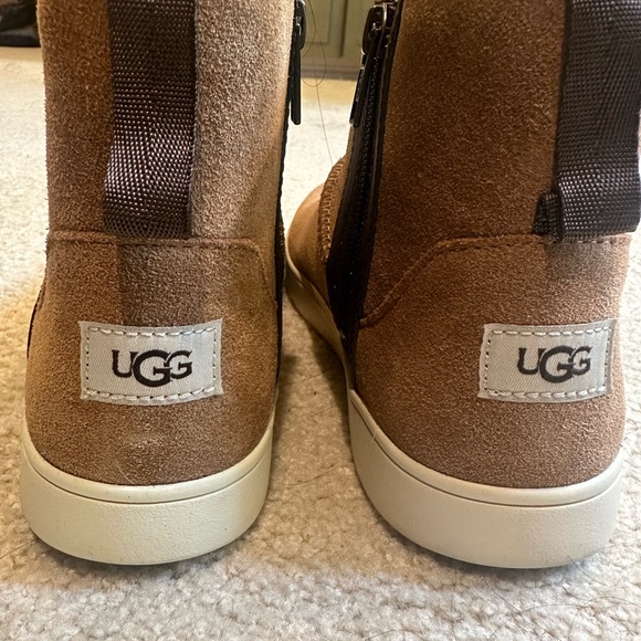NEW: UGG Kids' Adler Sneaker, Chestnut, 5 M US Big Kid - Picture 7 of 11